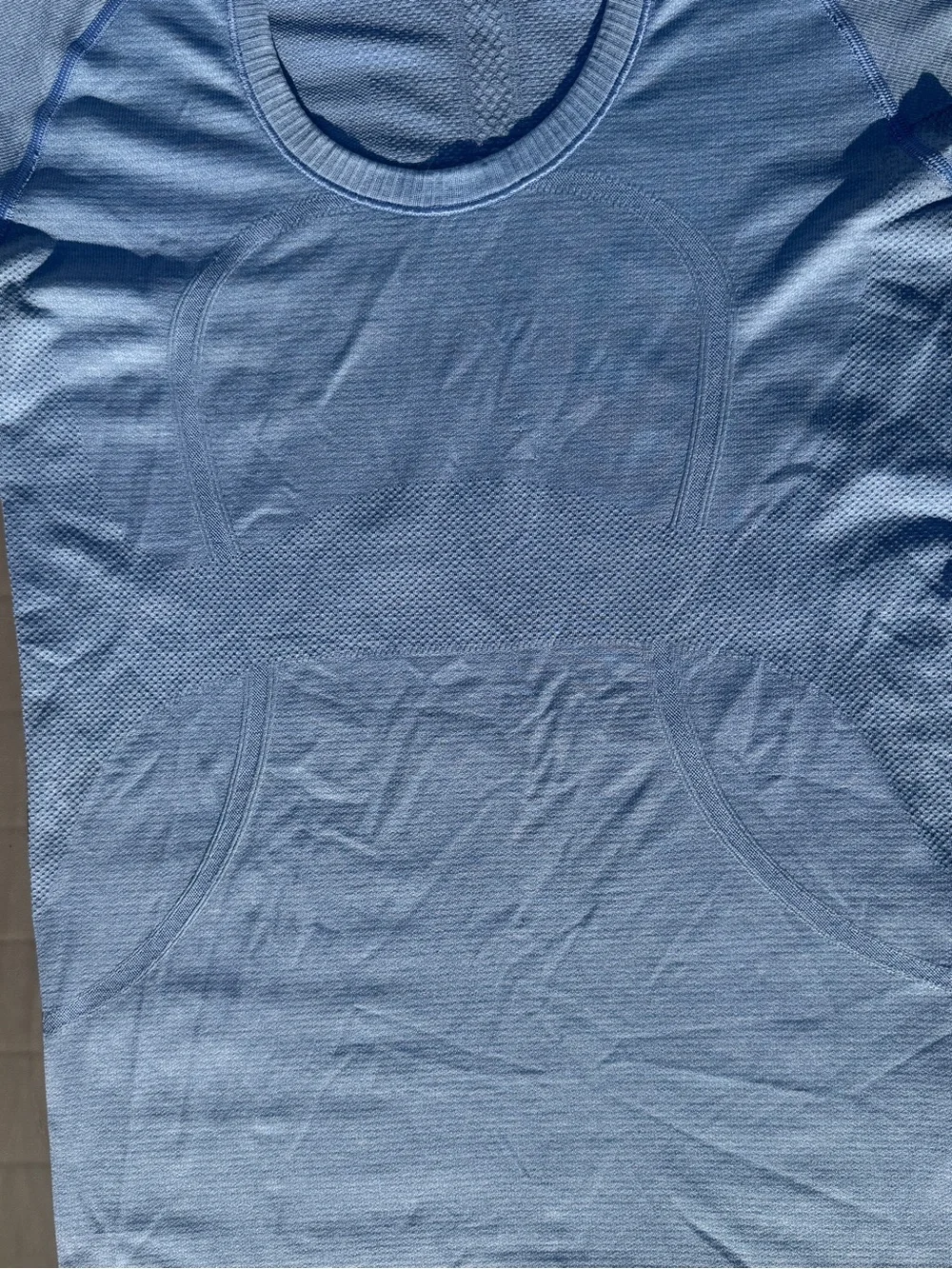 lululemon athletica Short Sleeve Scoop Neck Top - Light Blue